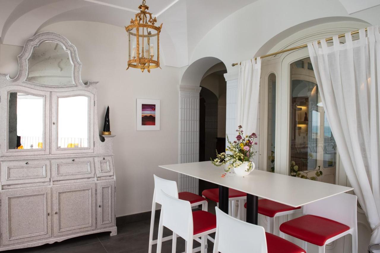 Taverna Del Capitano Marina del Cantone エクステリア 写真
