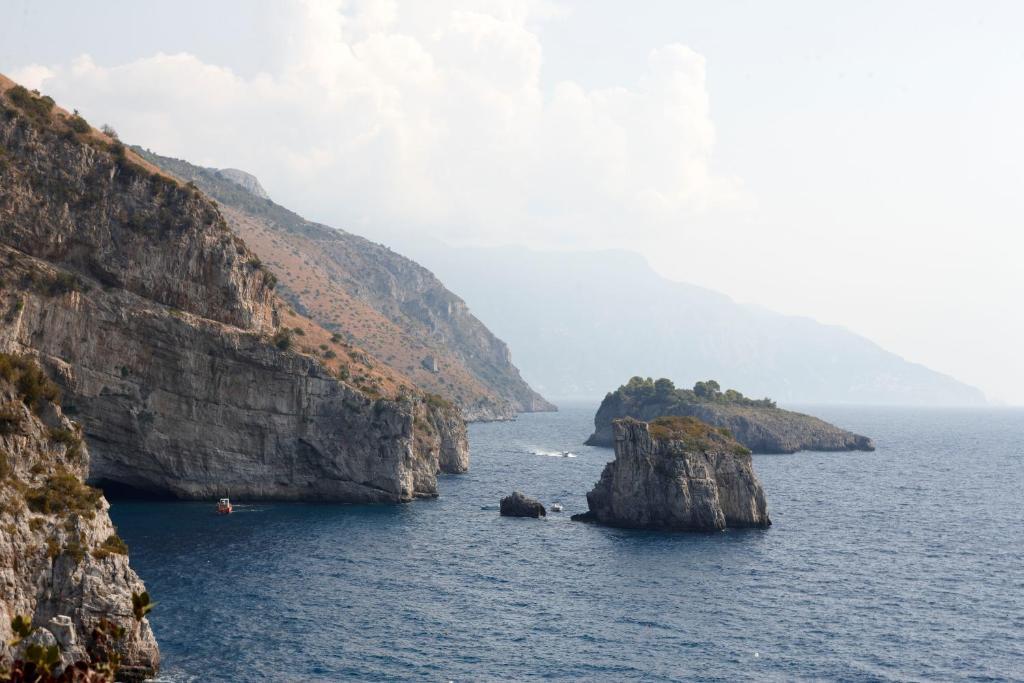 Taverna Del Capitano Marina del Cantone エクステリア 写真