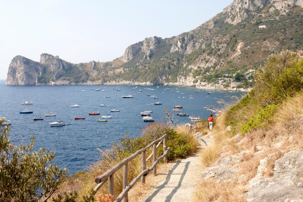 Taverna Del Capitano Marina del Cantone エクステリア 写真